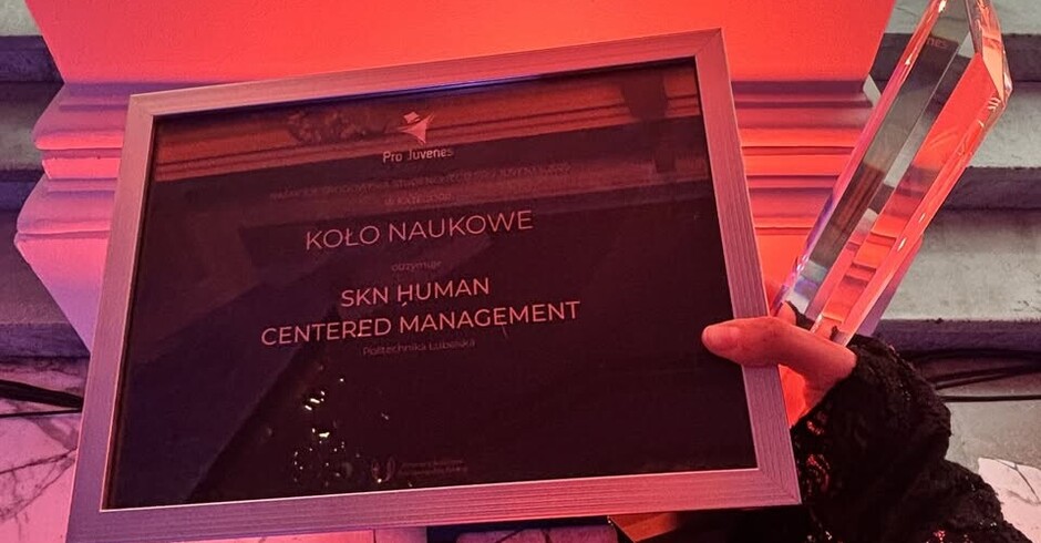 Pro Juvenes w kategorii 